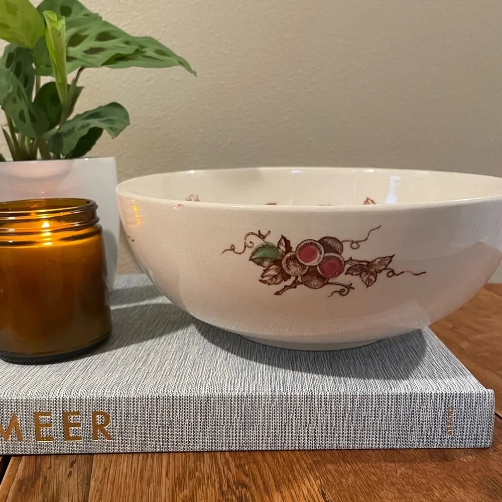 Vintage Harmony House “Fruit Arbor” Serving Bowl – Japan (10”)